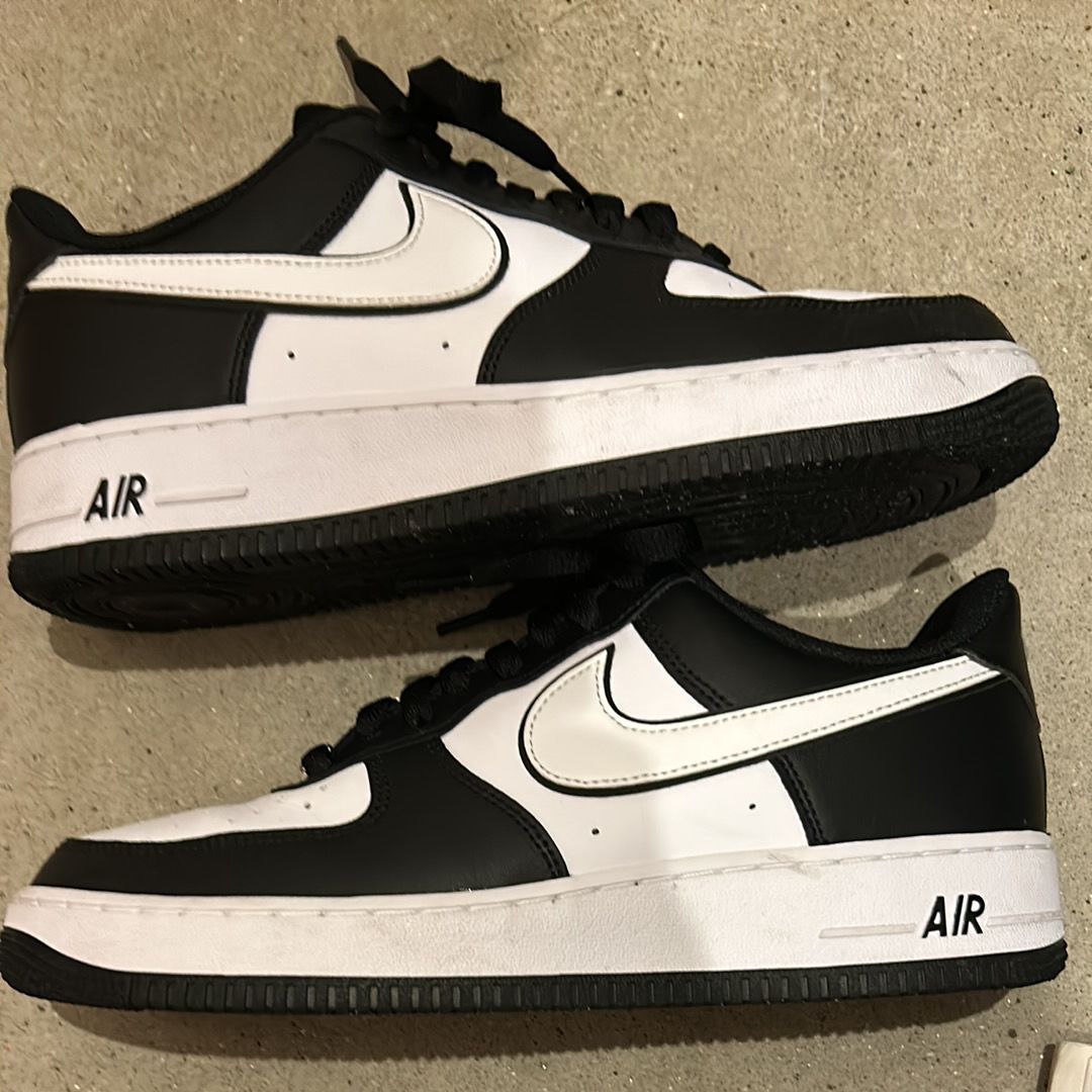 Nike Air Force 1 Low '07 "Black/Black/White"