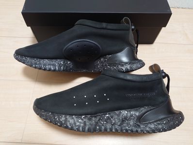 UNDERCOVER × Nike Moc Flow "Black"