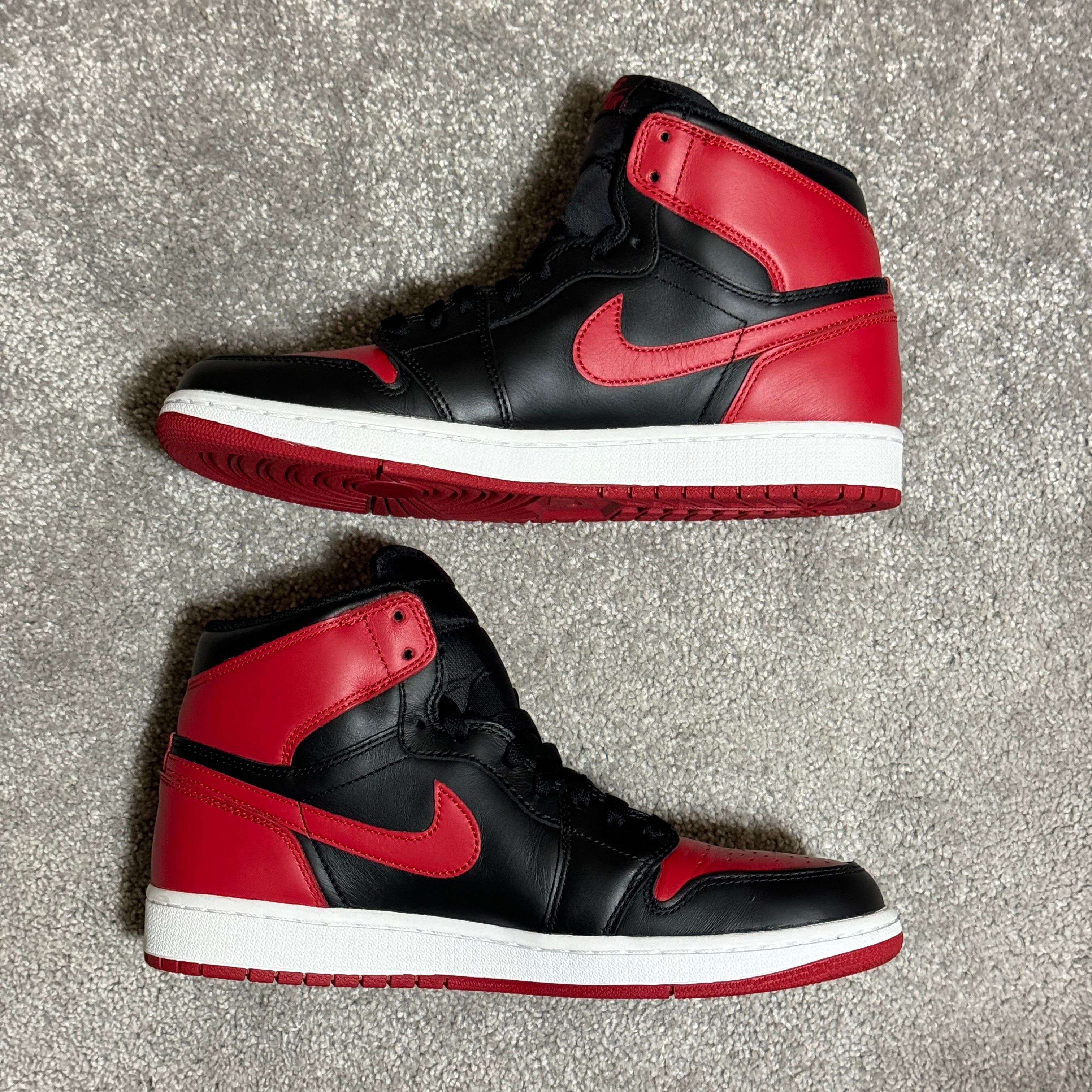 Nike Air Jordan 1 Retro High OG "Bred" (2013)