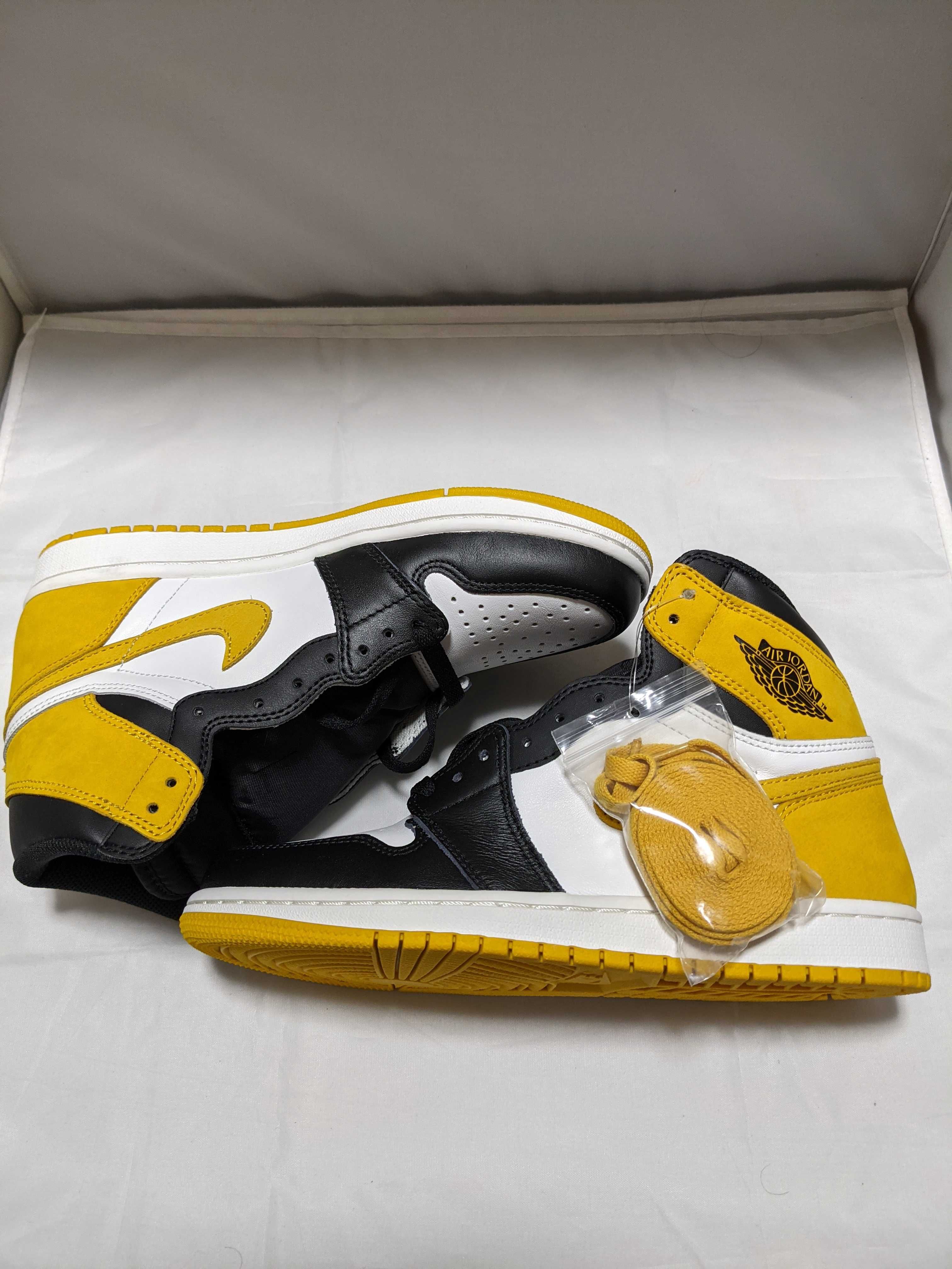 Nike Air Jordan 1 Retro High OG "Black Toe/Yellow Ochre"