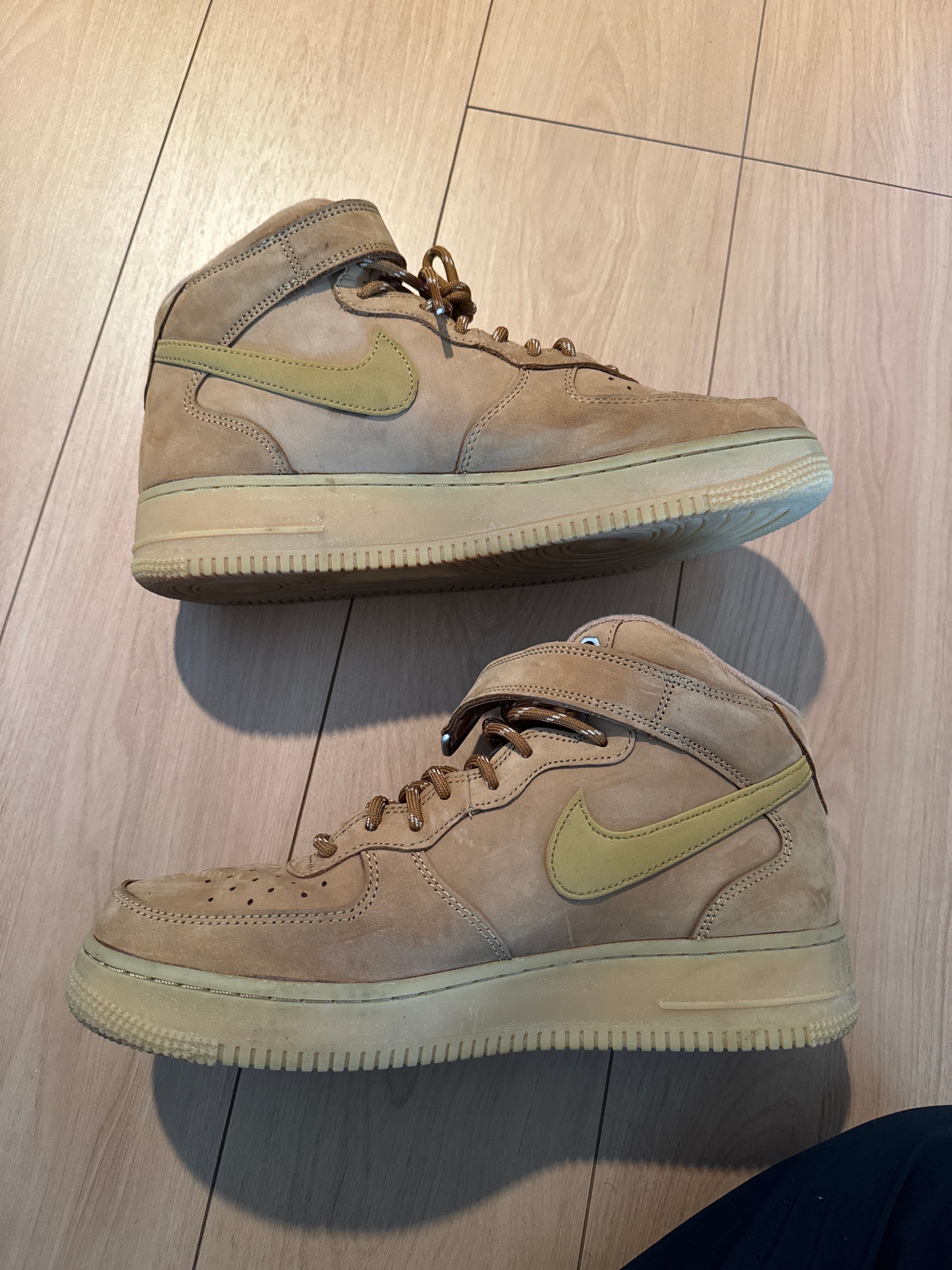 Nike Air Force 1 Mid "Flax"