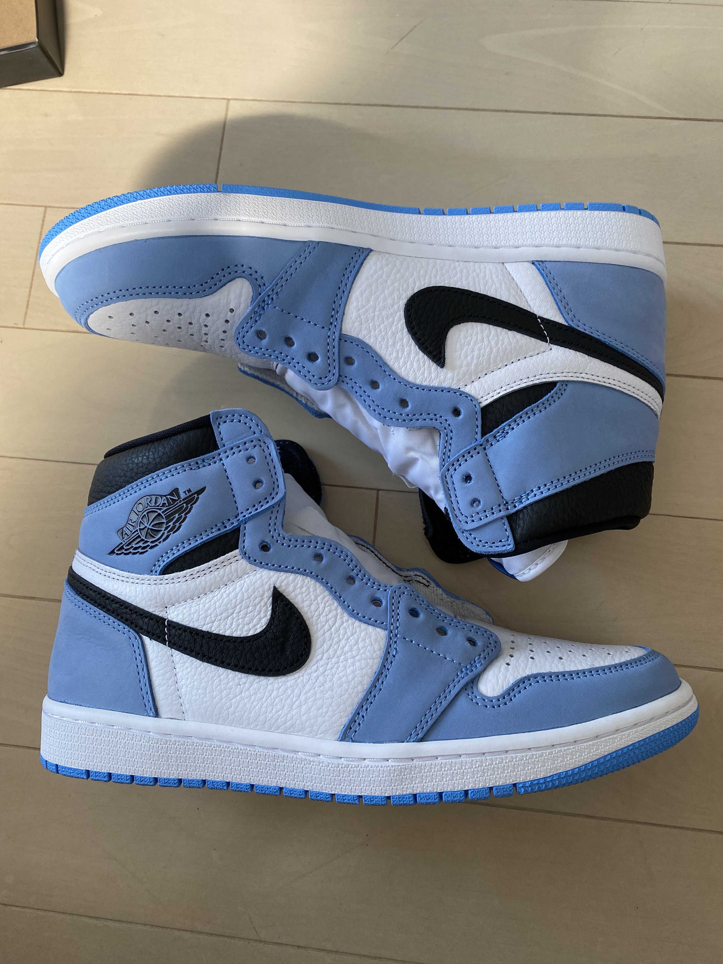 Nike Air Jordan 1 High OG "University Blue"