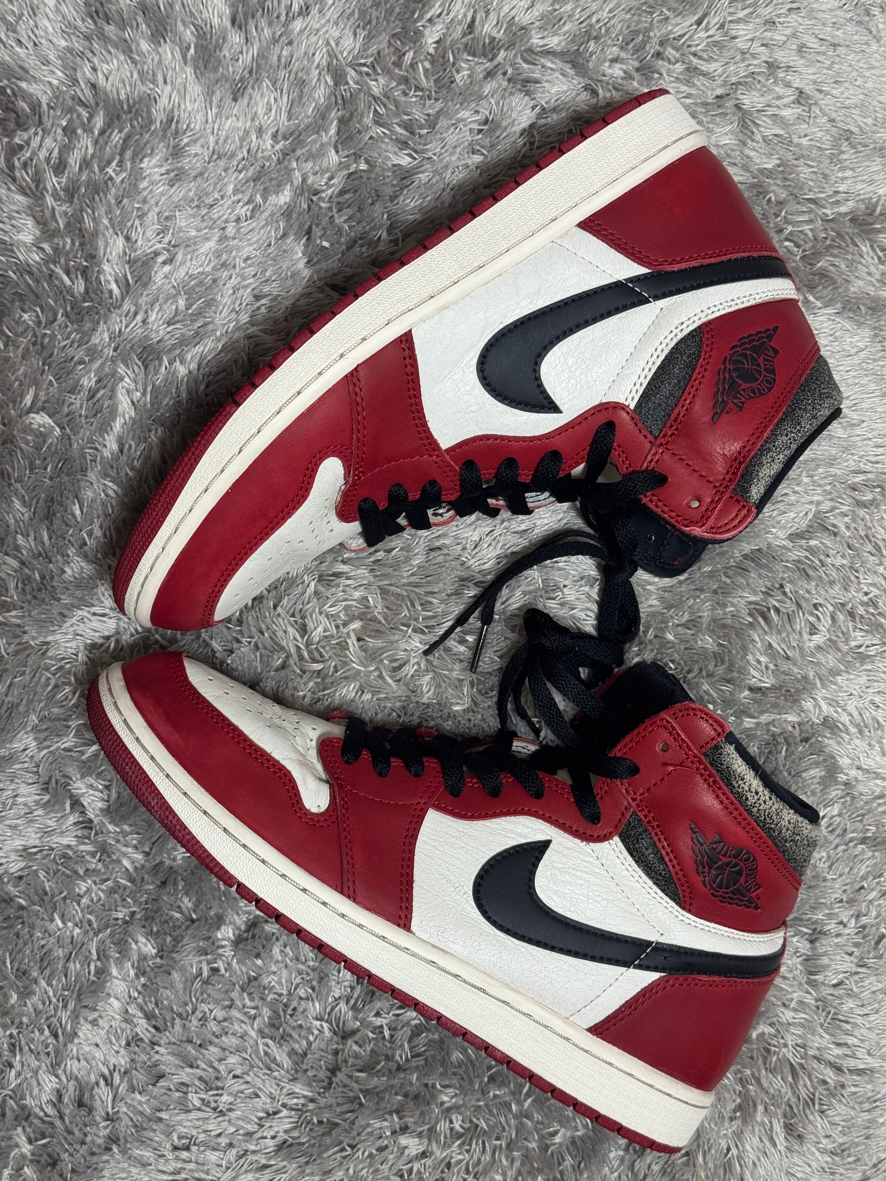 Nike Air Jordan 1 High OG "Lost & Found/Chicago"