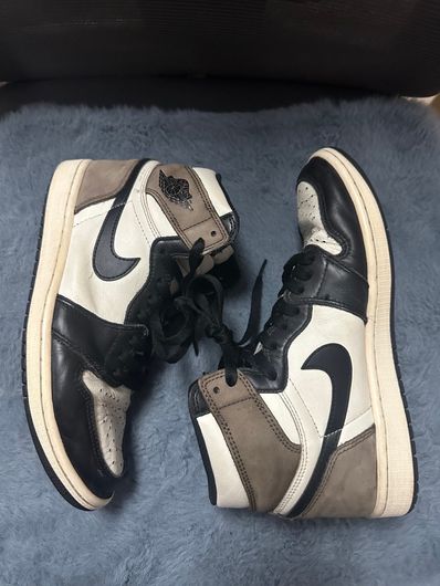 Nike Air Jordan 1 High OG "Sail/Dark Mocha/Black"