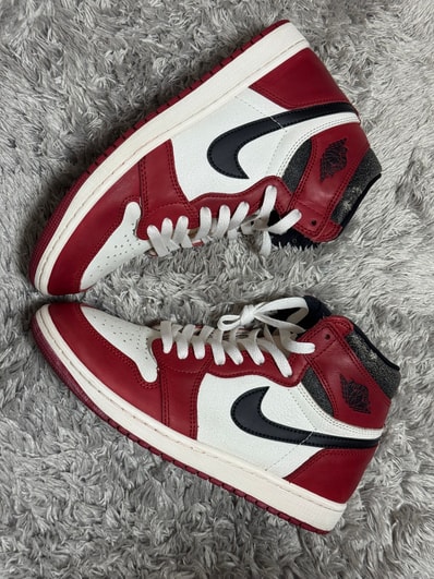 Nike Air Jordan 1 High OG "Lost & Found/Chicago"