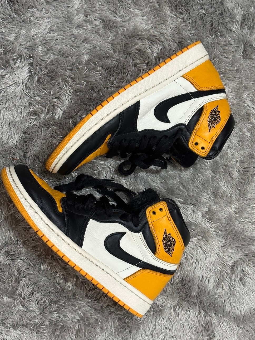 Nike Air Jordan 1 Retro High OG "Taxi"