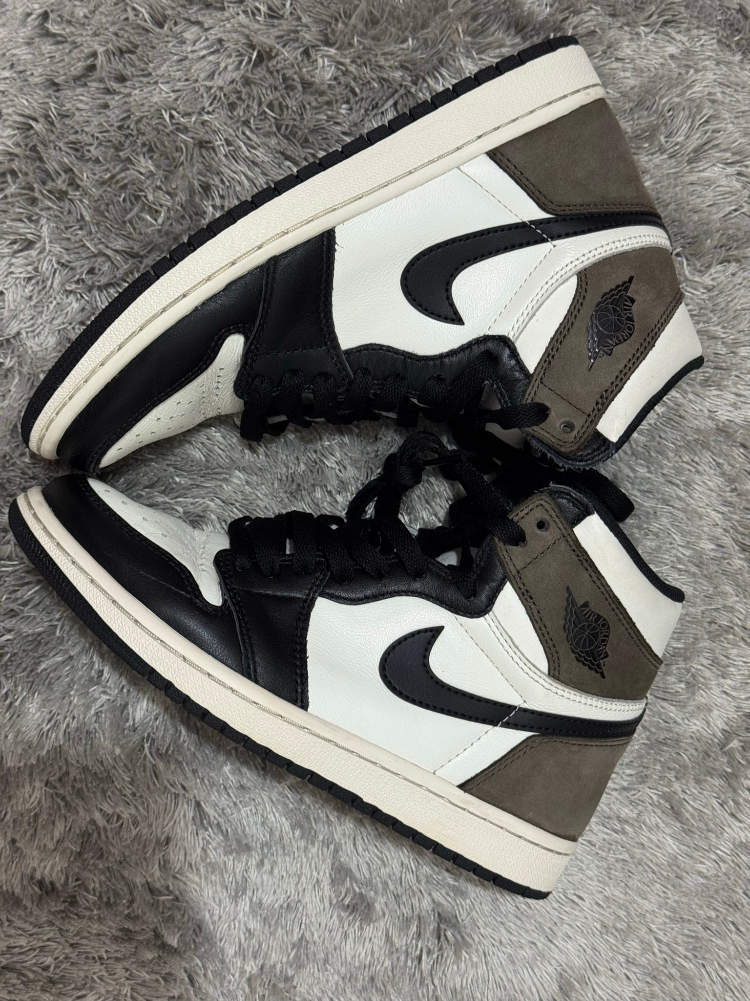 Nike Air Jordan 1 High OG "Sail/Dark Mocha/Black"