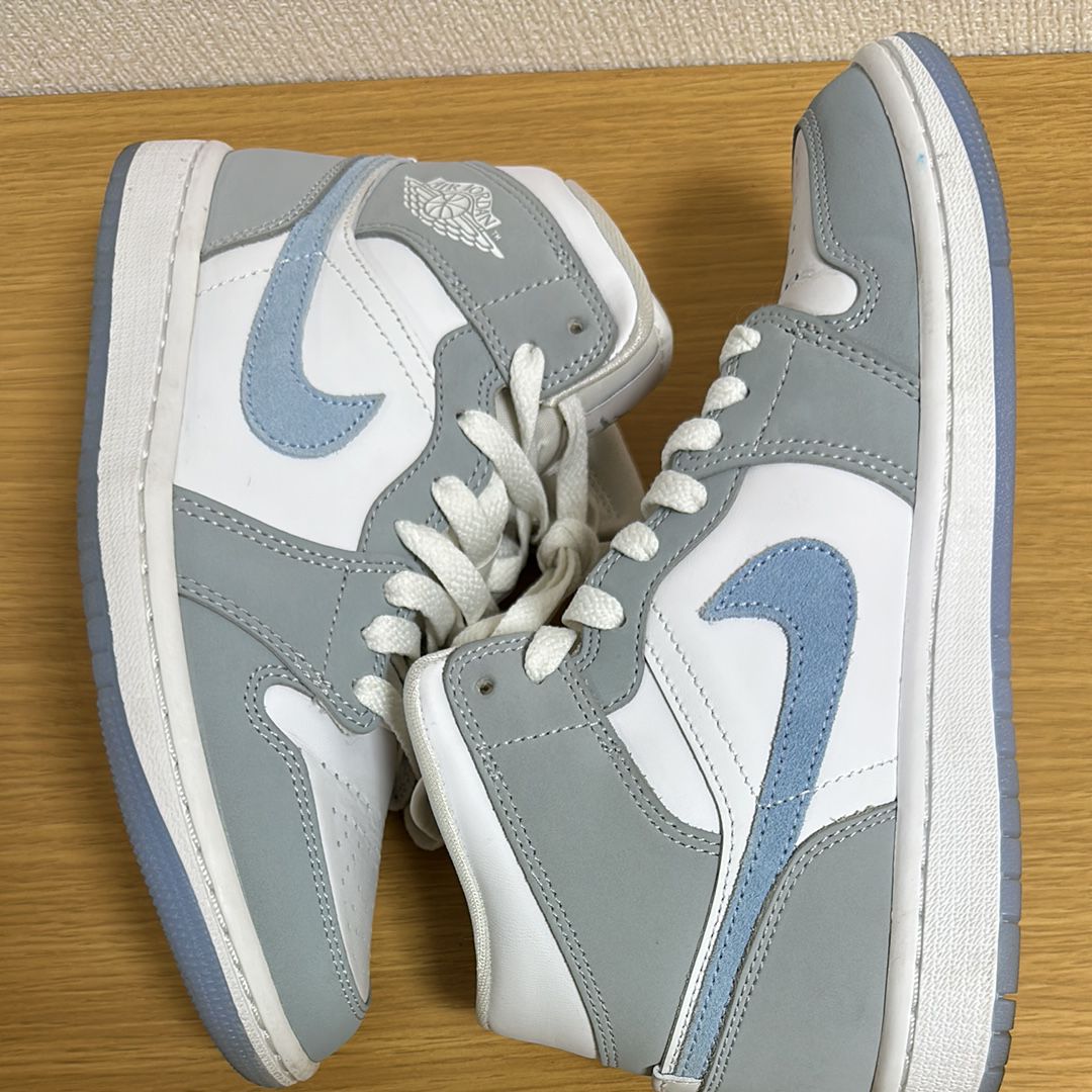 Nike Women's Air Jordan 1 Mid "Wolf Grey"