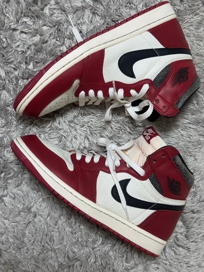 Nike Air Jordan 1 High OG "Lost & Found/Chicago"