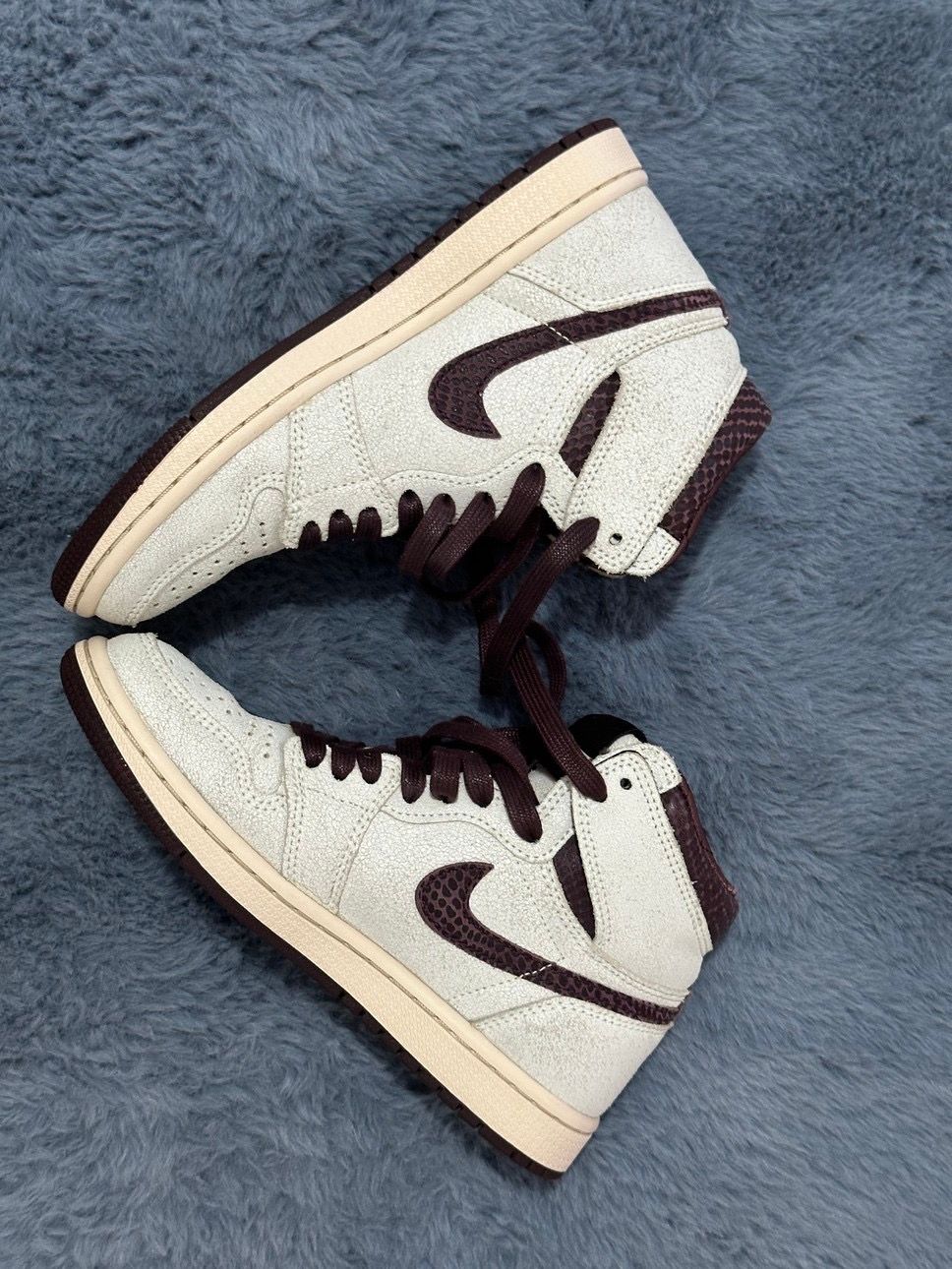 A Ma Maniere × Nike Air Jordan 1 Retro High OG "Sail and Burgundy"