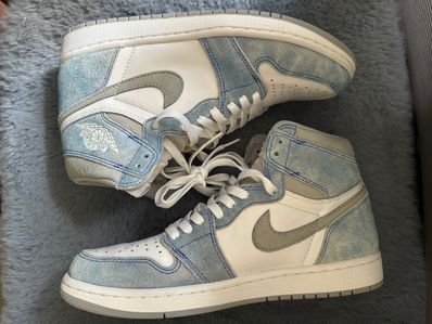 Nike Air Jordan 1 High OG "Hyper Royal"