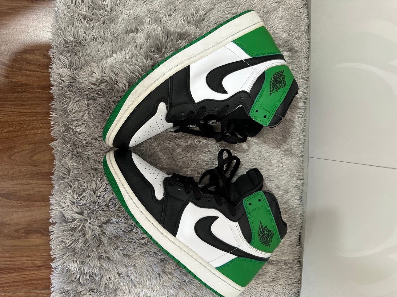 Nike Air Jordan 1 Retro High OG "Celtics/Black and Lucky Green" (2023)