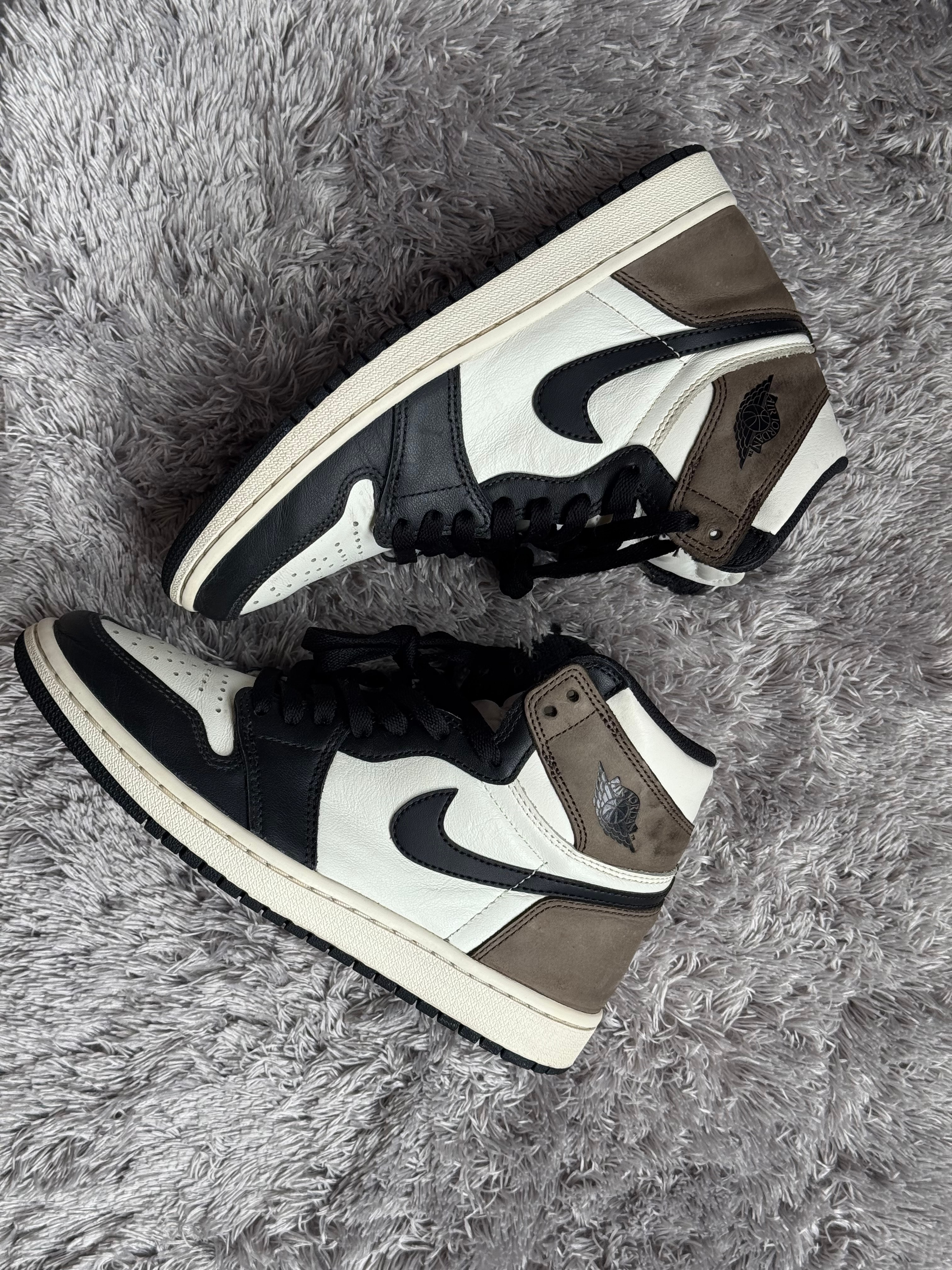 Nike Air Jordan 1 High OG "Sail/Dark Mocha/Black"