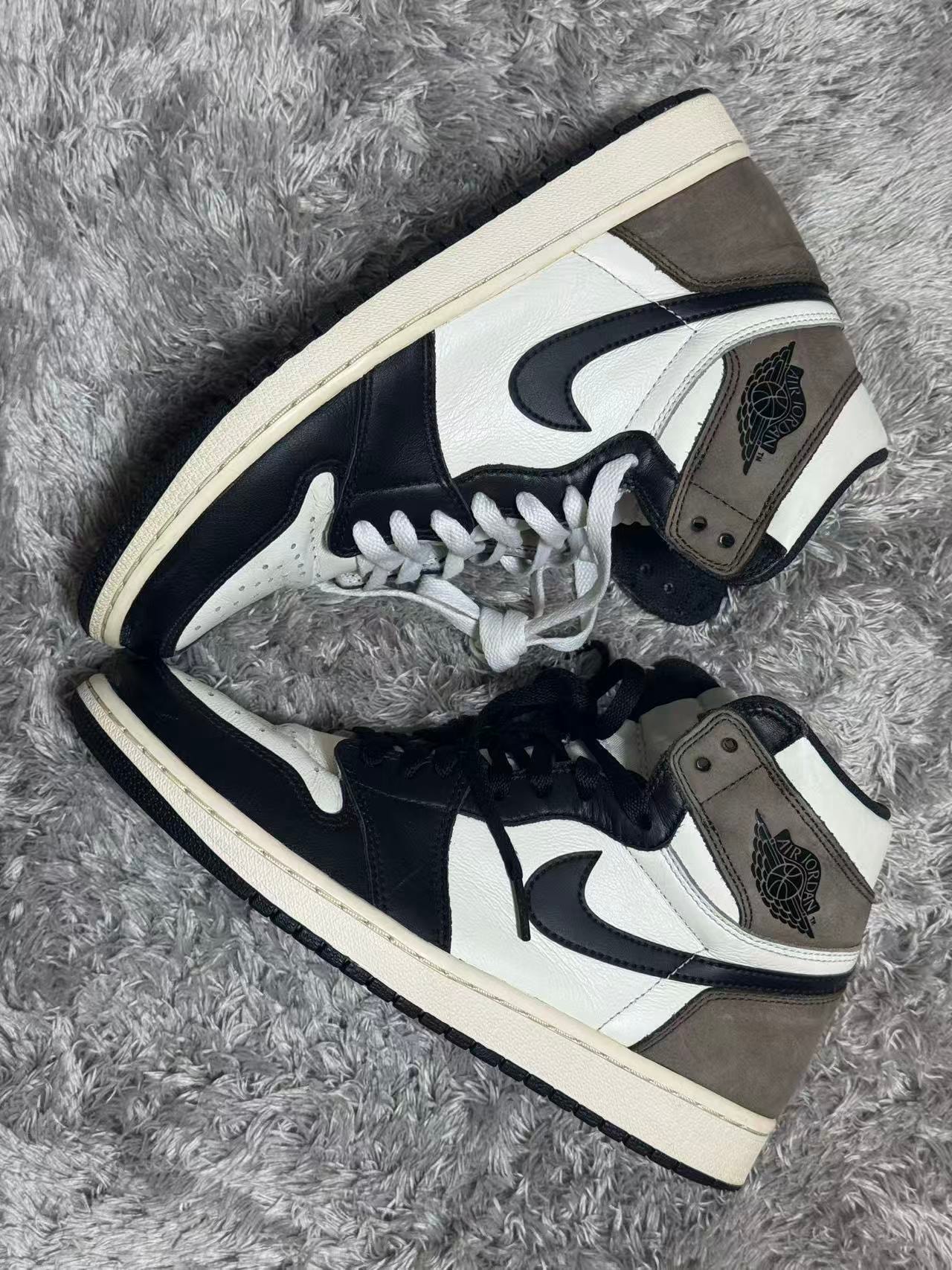 Nike Air Jordan 1 High OG "Sail/Dark Mocha/Black"