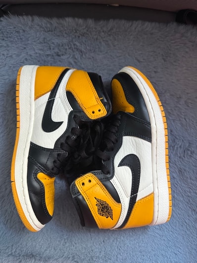 Nike Air Jordan 1 Retro High OG "Taxi"