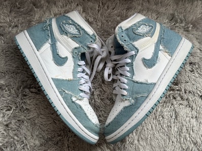 Nike Women's Air Jordan 1 High OG "Denim"