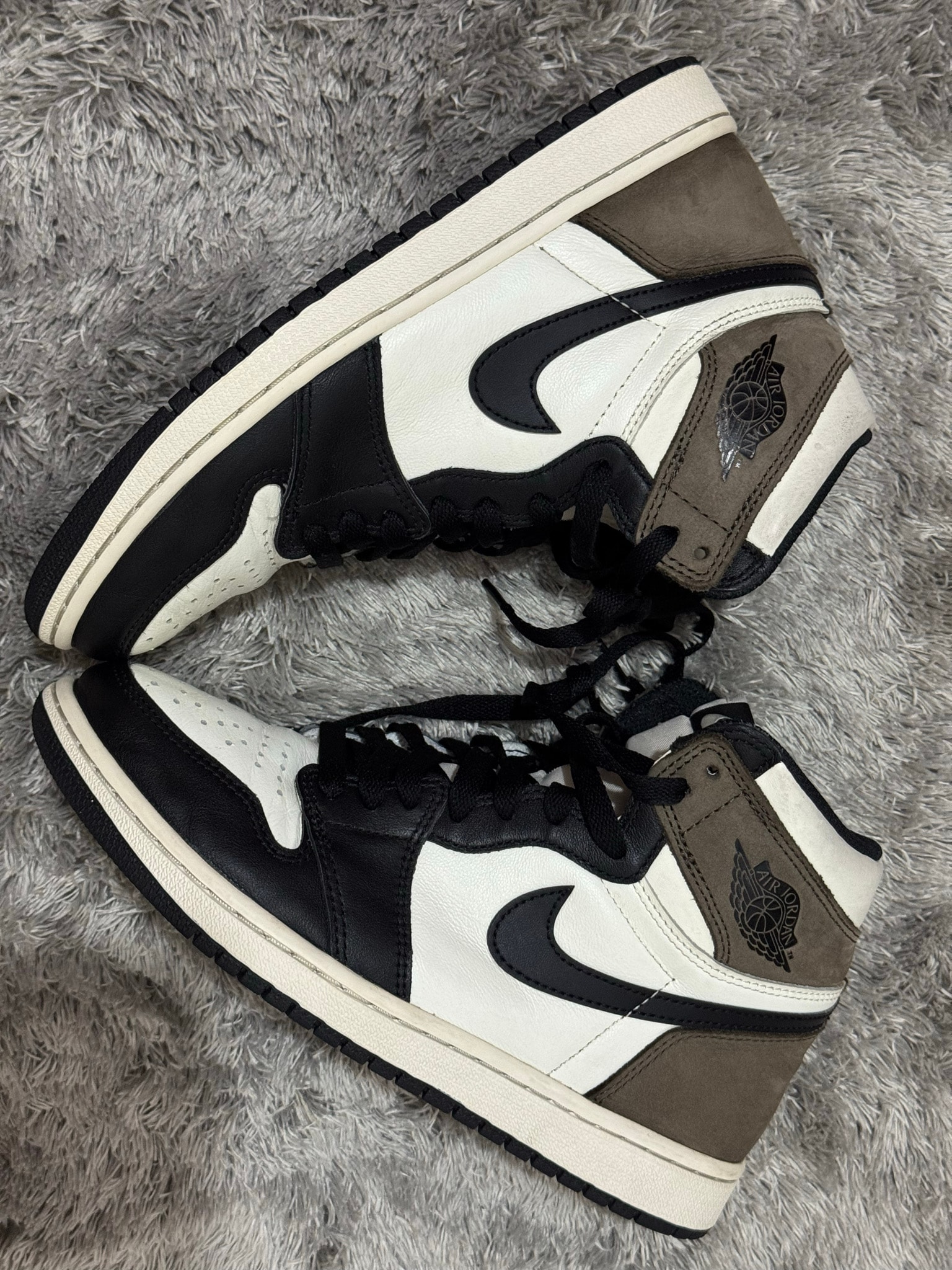 Nike Air Jordan 1 High OG "Sail/Dark Mocha/Black"
