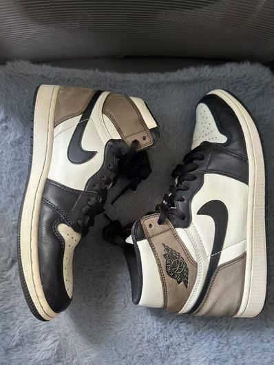 Nike Air Jordan 1 High OG "Sail/Dark Mocha/Black"