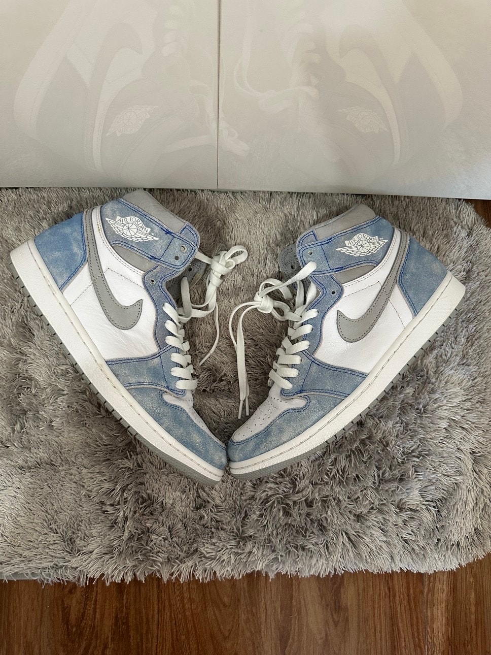 Nike Air Jordan 1 High OG "Hyper Royal"