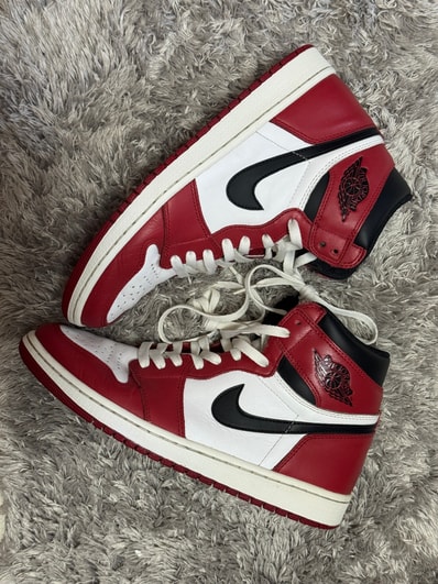 Nike Air Jordan 1 Retro High "Chicago" (2015)