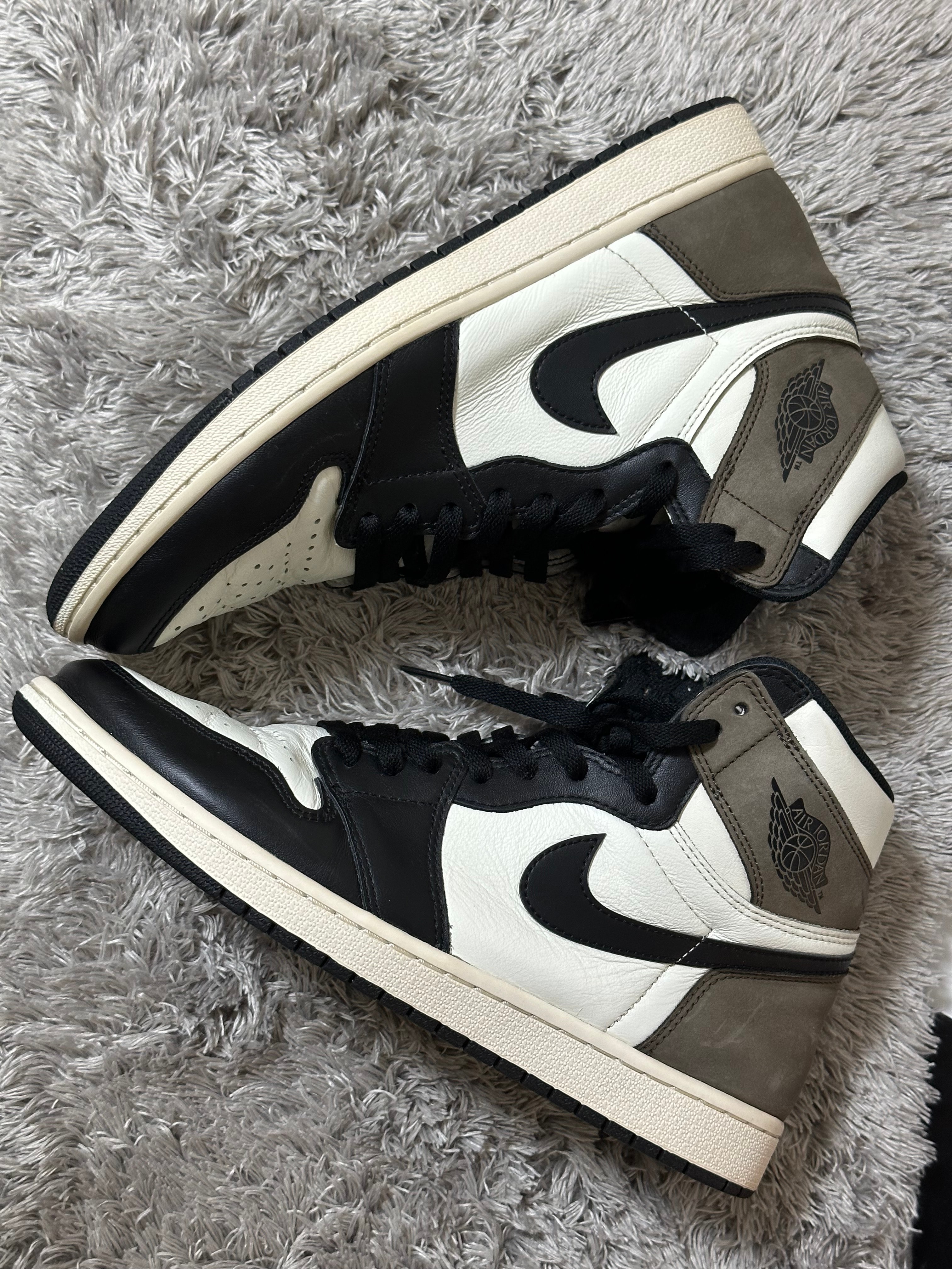 Nike Air Jordan 1 High OG "Sail/Dark Mocha/Black"