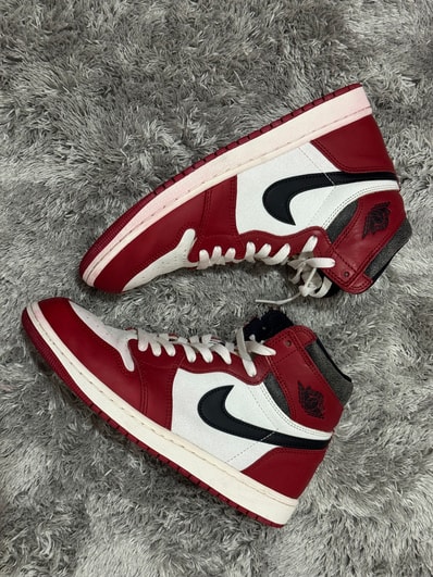 Nike Air Jordan 1 High OG "Lost & Found/Chicago"