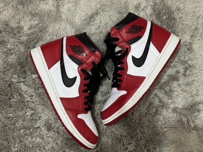 Nike Air Jordan 1 Retro High "Chicago" (2015)