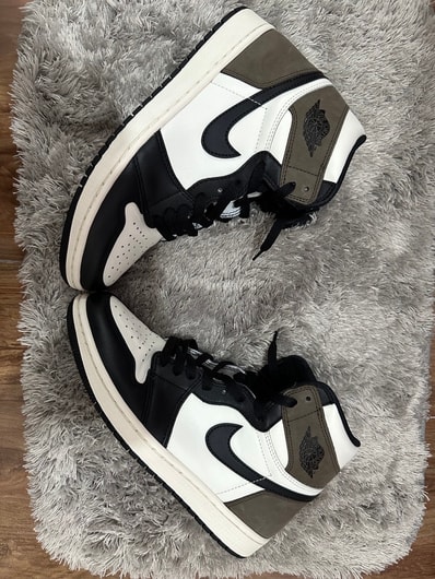 Nike Air Jordan 1 High OG "Sail/Dark Mocha/Black"