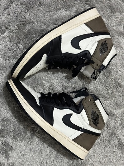 Nike Air Jordan 1 High OG "Sail/Dark Mocha/Black"