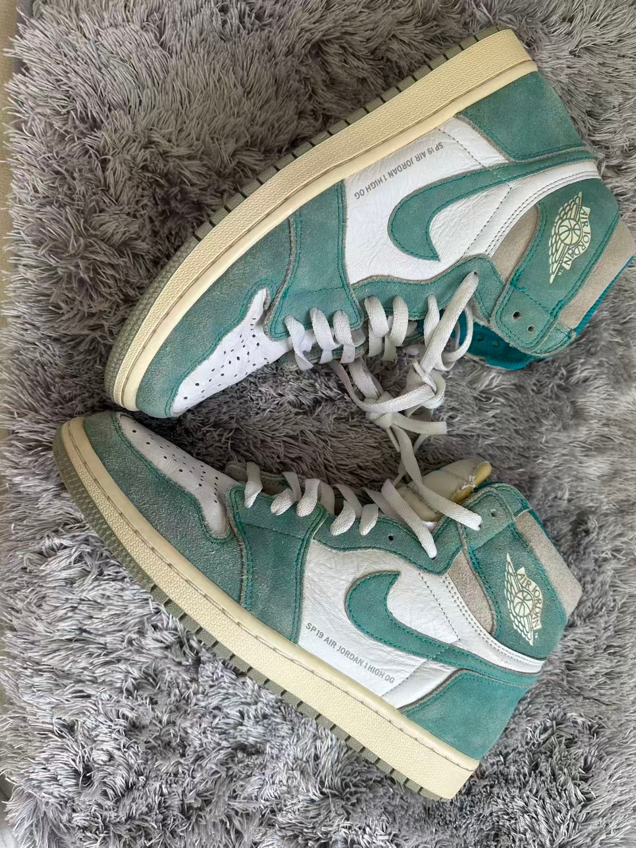 Nike Air Jordan 1 Retro High OG "Turbo Green"