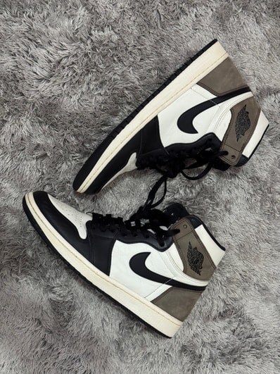Nike Air Jordan 1 High OG "Sail/Dark Mocha/Black"