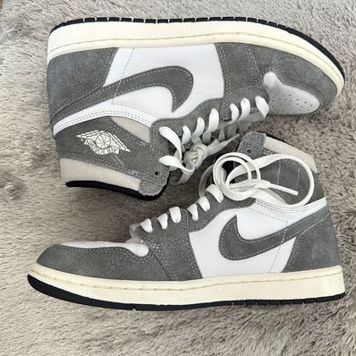 Nike Air Jordan 1 Retro High OG "Black and Smoke Grey"