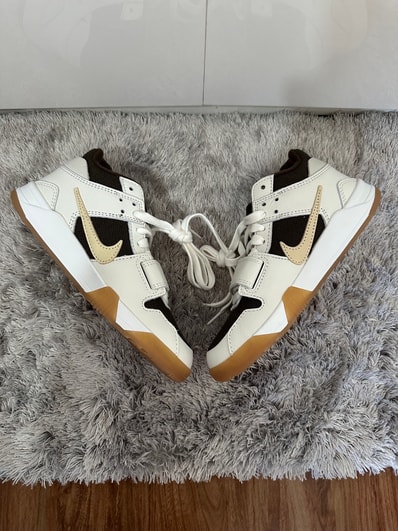 Travis Scott × Nike Jordan Jumpman Jack TR "Sail and Dark Mocha"