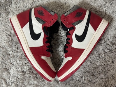 Nike Air Jordan 1 High OG "Lost & Found/Chicago"