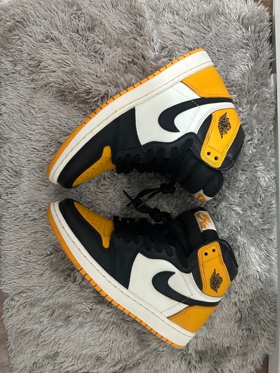 Nike Air Jordan 1 Retro High OG "Taxi"