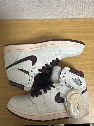 A Ma Maniere × Nike Air Jordan 1 Retro High OG "Sail and Burgundy"