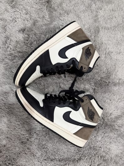 Nike Air Jordan 1 High OG "Sail/Dark Mocha/Black"