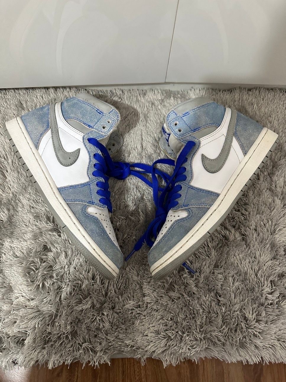 Nike Air Jordan 1 High OG "Hyper Royal"