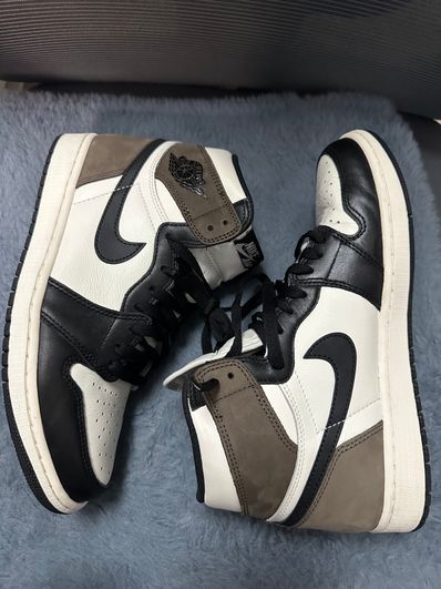 Nike Air Jordan 1 High OG "Sail/Dark Mocha/Black"