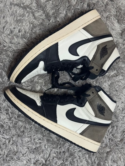 Nike Air Jordan 1 High OG "Sail/Dark Mocha/Black"