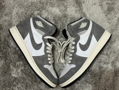 Nike GS Air Jordan 1 Retro High OG "Black and Smoke Grey"