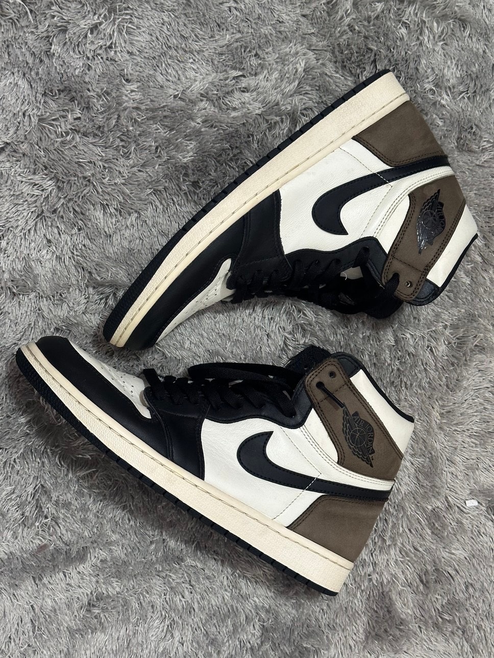 Nike Air Jordan 1 High OG "Sail/Dark Mocha/Black"