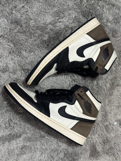 Nike Air Jordan 1 High OG "Sail/Dark Mocha/Black"