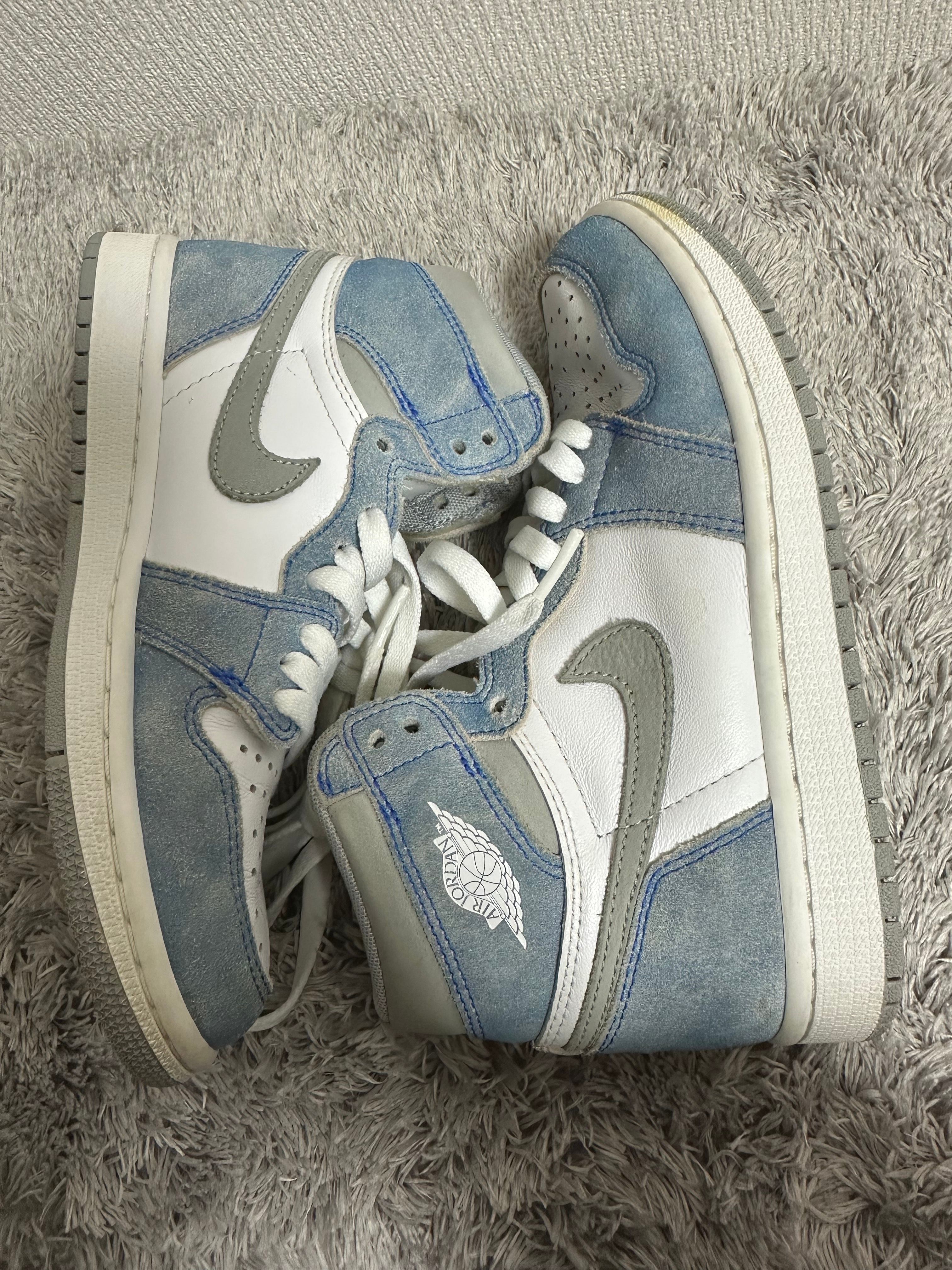 Nike Air Jordan 1 High OG "Hyper Royal"