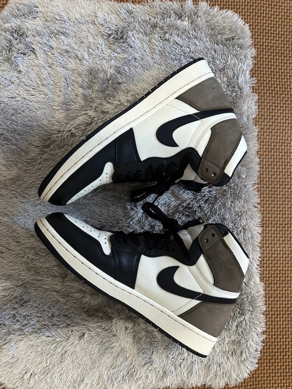 Nike Air Jordan 1 High OG "Sail/Dark Mocha/Black"