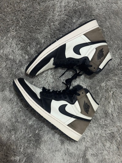 Nike Air Jordan 1 High OG "Sail/Dark Mocha/Black"
