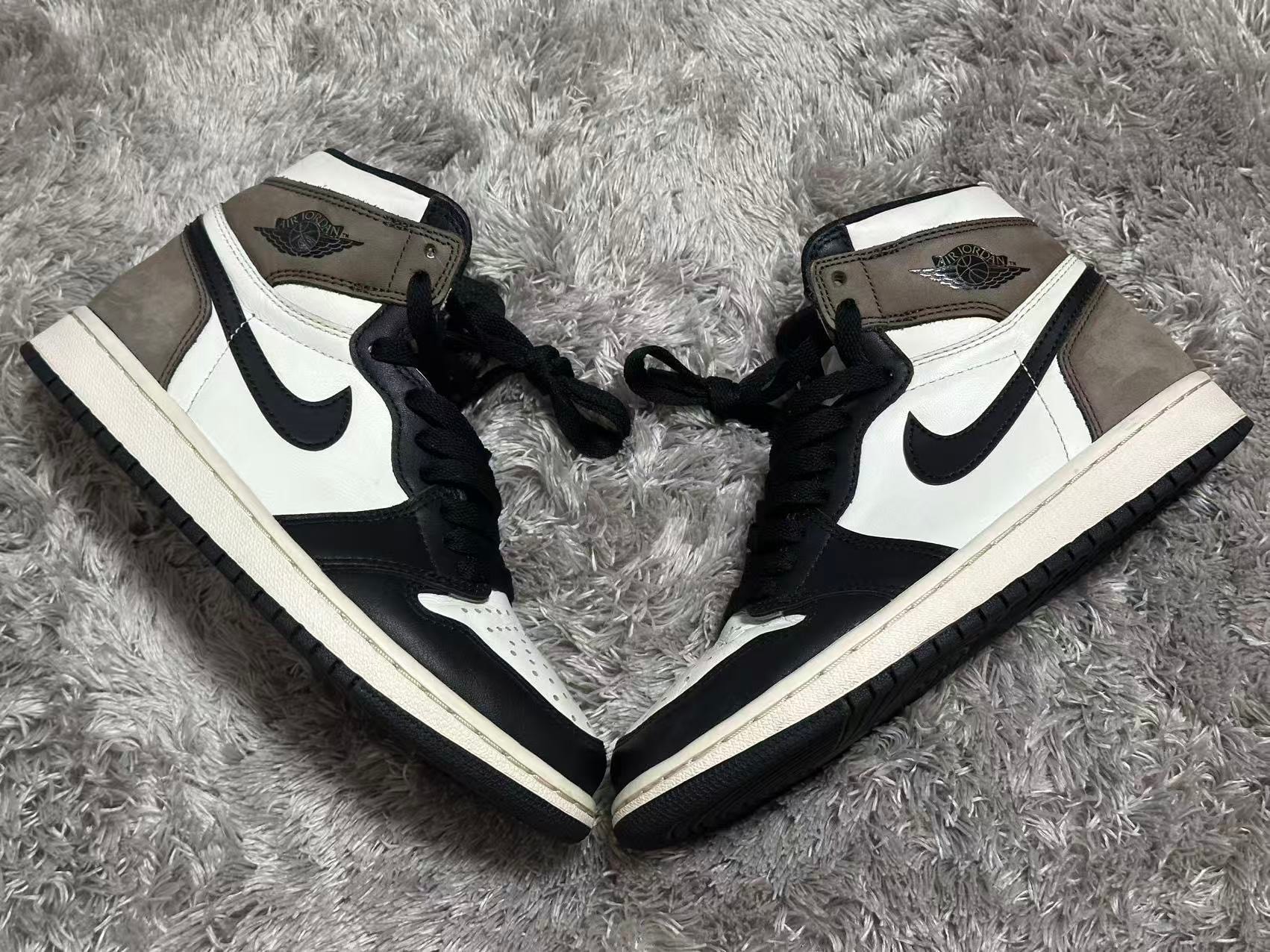 Nike Air Jordan 1 High OG "Sail/Dark Mocha/Black"