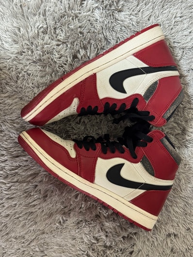 Nike Air Jordan 1 High OG "Lost & Found/Chicago"