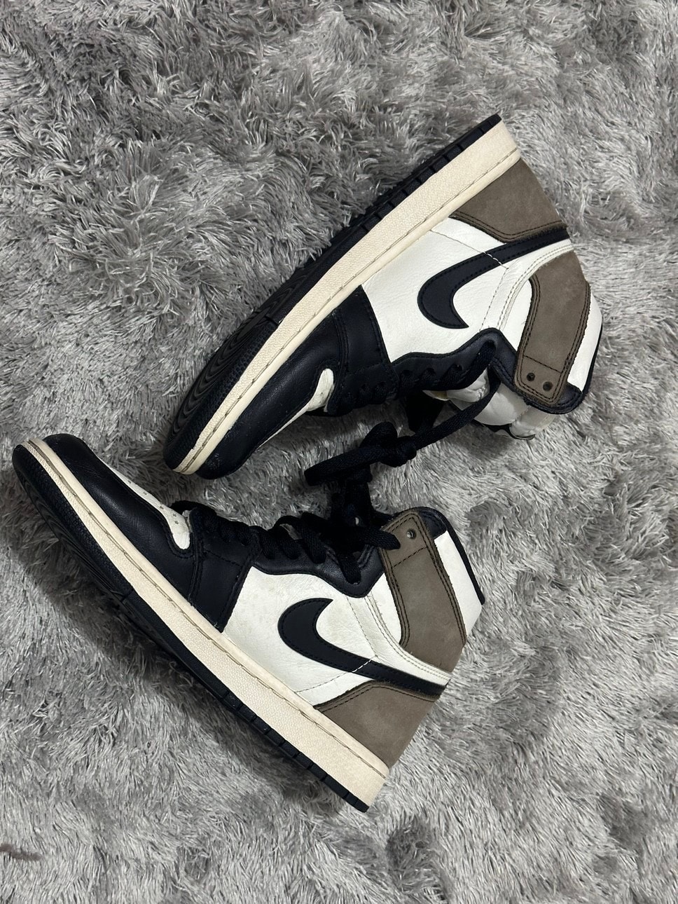 Nike Air Jordan 1 High OG "Sail/Dark Mocha/Black"