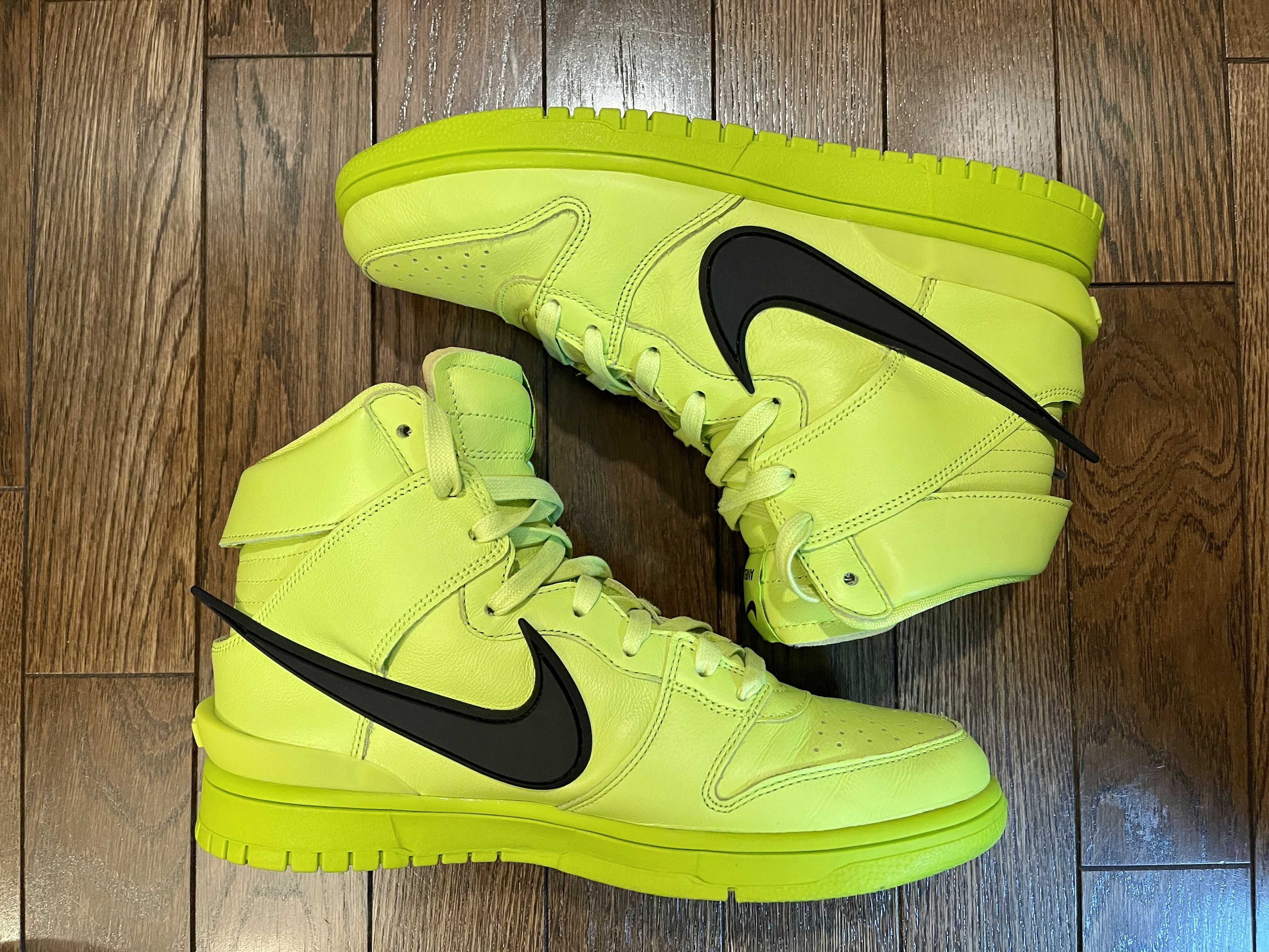 AMBUSH × NIKE DUNK HIGH "FLASH LIME"